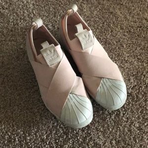 Adidas trainors
